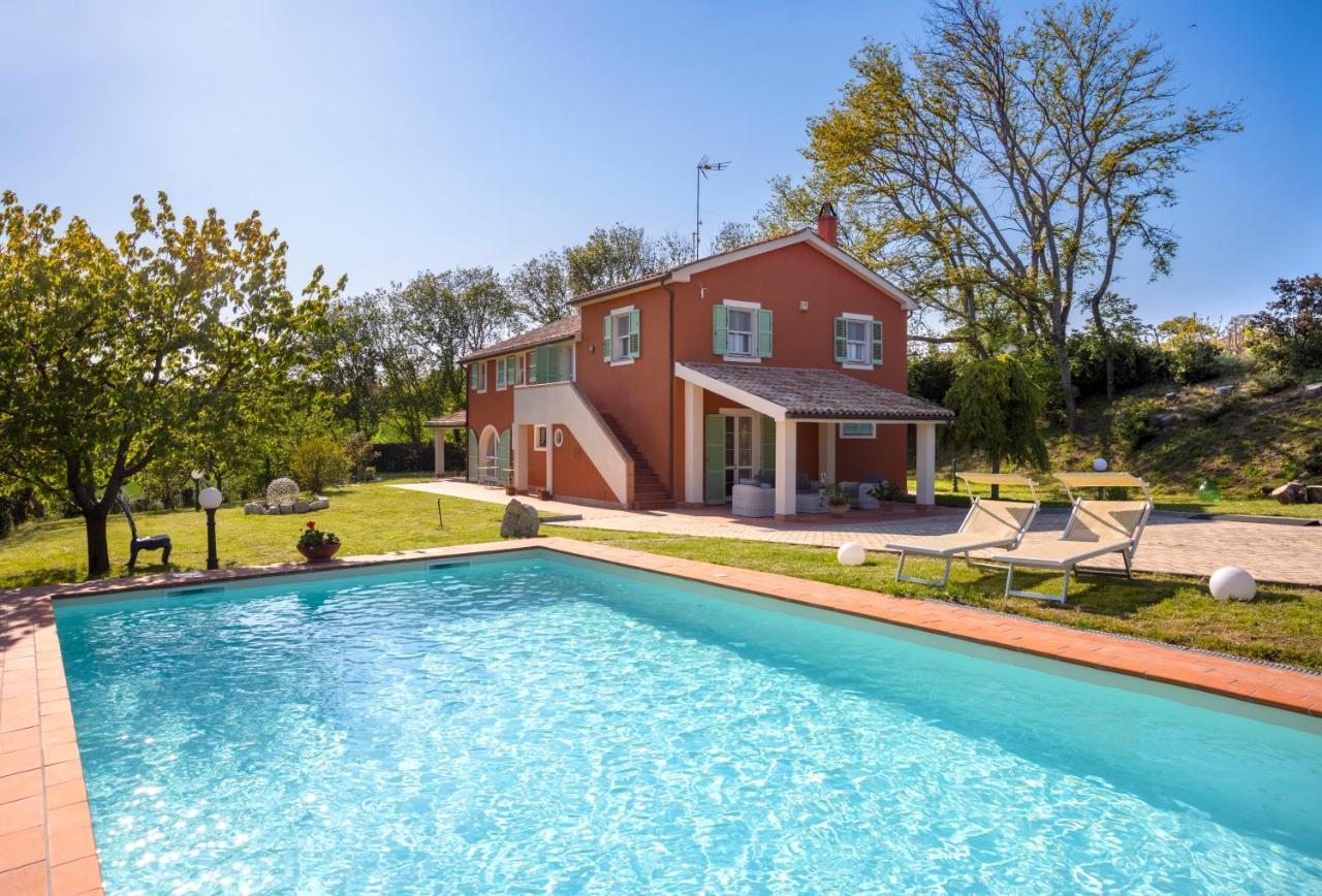 Rustico Villa Lemarche B&B المظهر الخارجي الصورة