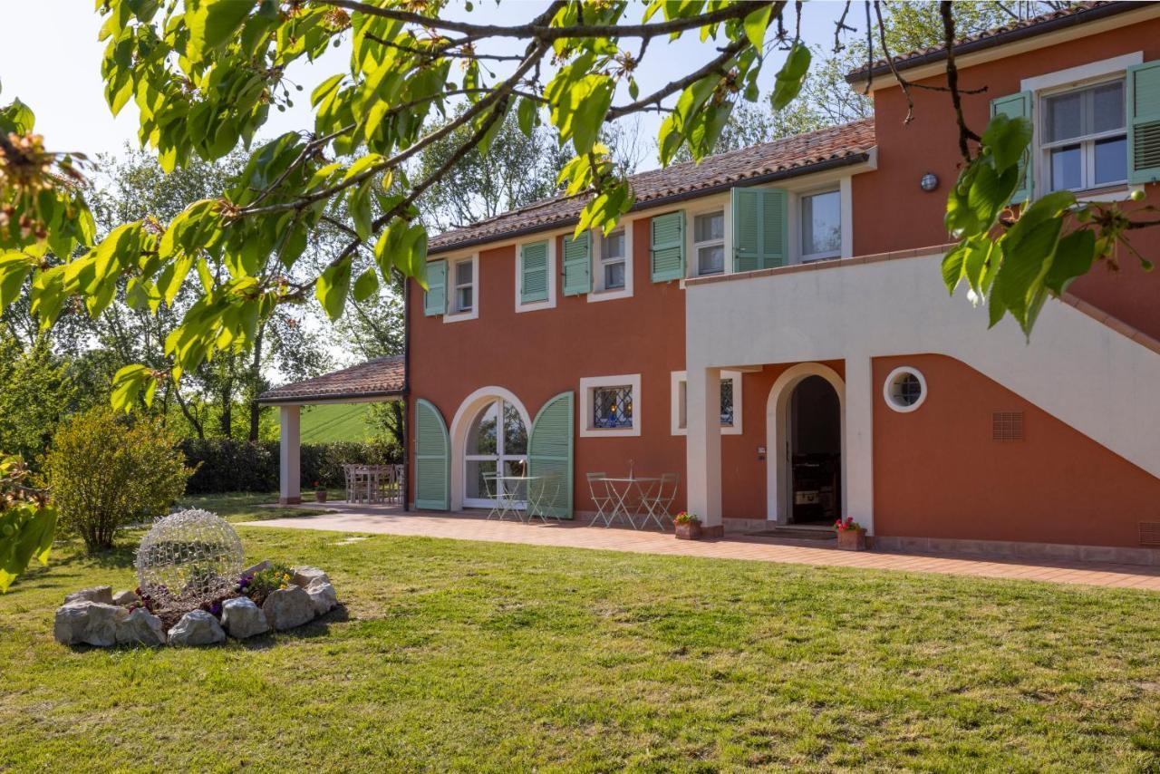 Rustico Villa Lemarche B&B المظهر الخارجي الصورة